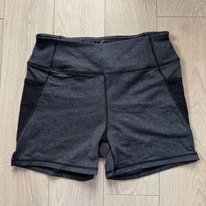 Kyodan Dark Gray Biker Shorts Women’s Size Small